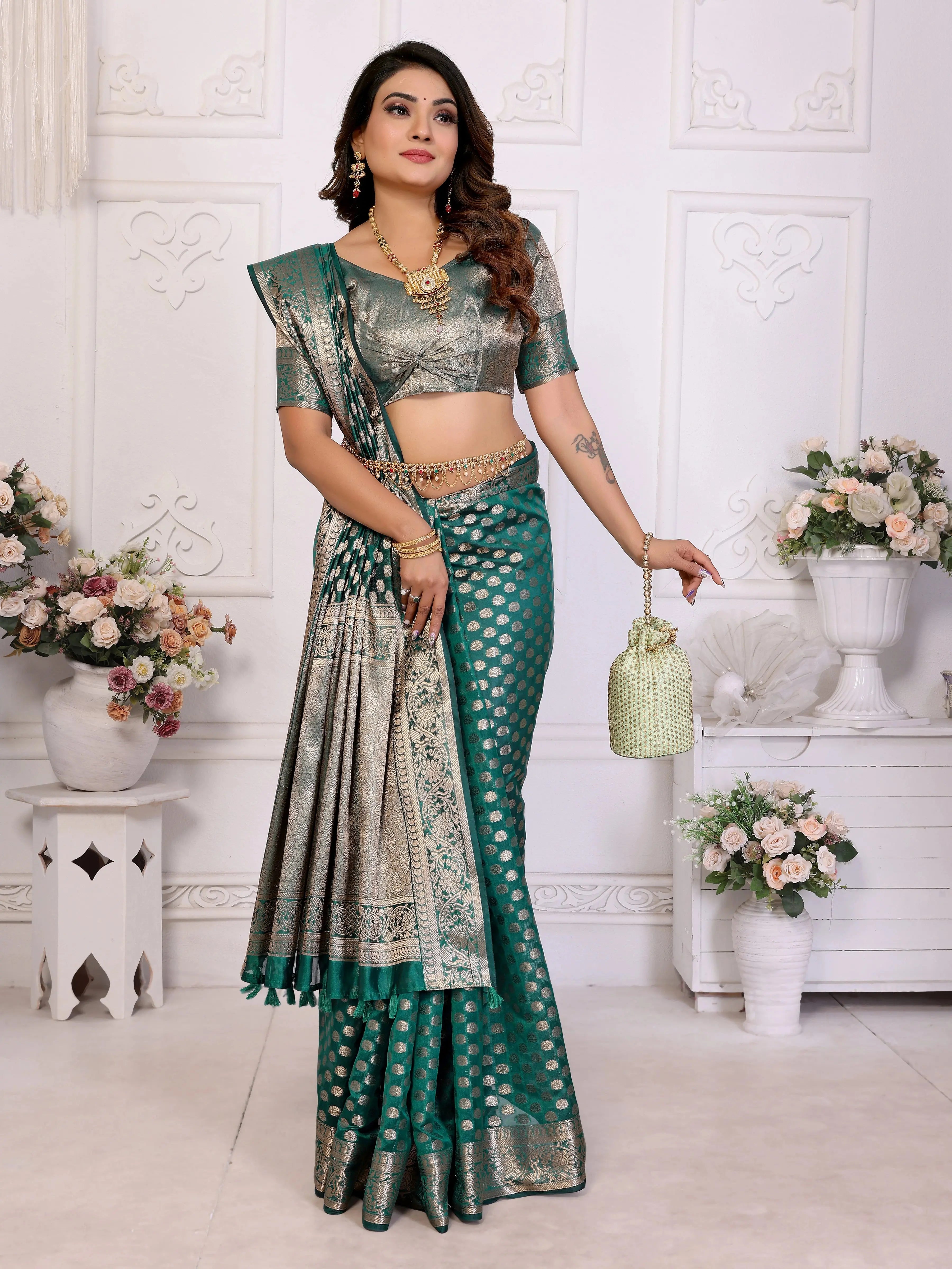 Green Gold Zari Weaving Soft Organza Banarasi Silk Saree